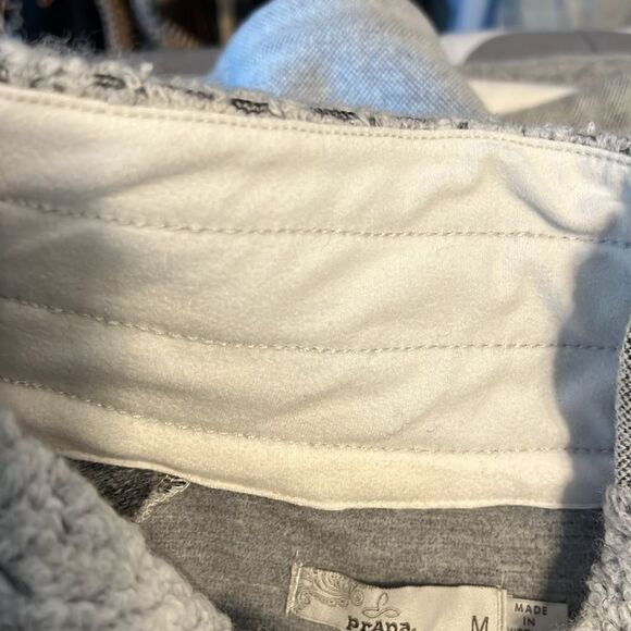 Prana Light‎ Grey Wool Blend Pullover Sweatshirt Size M - Picture 13 of 14